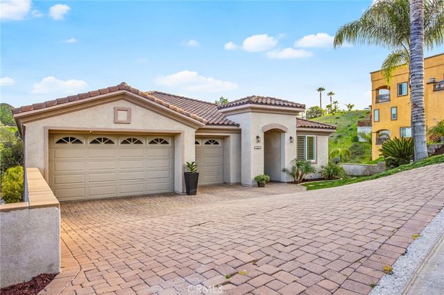 22883 Giant Fir, Canyon Lake, CA 92587