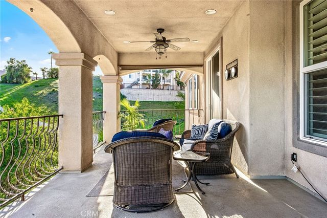 22883 Giant Fir, Canyon Lake, CA 92587