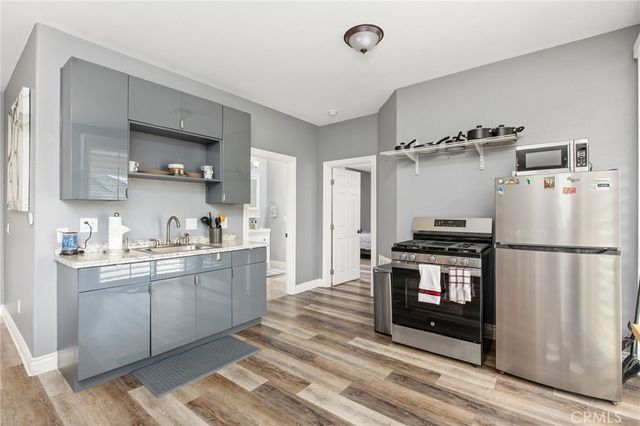 22883 Giant Fir, Canyon Lake, CA 92587