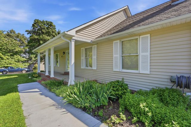 2649 Preakness Dr, Cookeville, TN 38506
