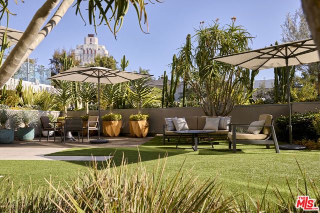8420 W Sunset Boulevard 703, West Hollywood, CA 90069