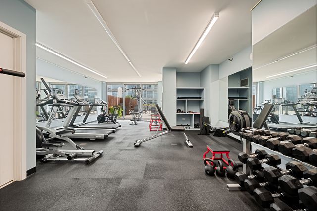 200 W Grand Avenue 804, Chicago, IL 60654