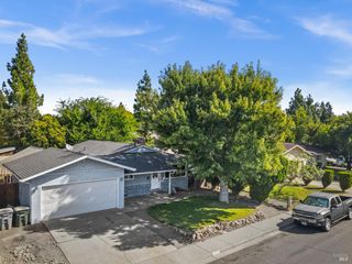 1955 Southwood Dr, Vacaville, CA 95687