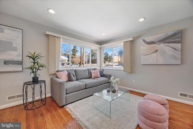 6513 LIBERTY RD, Baltimore, MD 21207