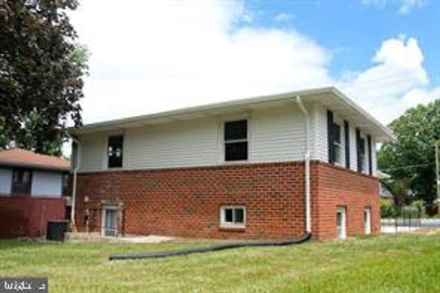 6513 LIBERTY RD, Baltimore, MD 21207