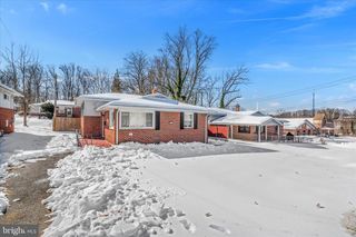 6513 LIBERTY RD, Baltimore, MD 21207