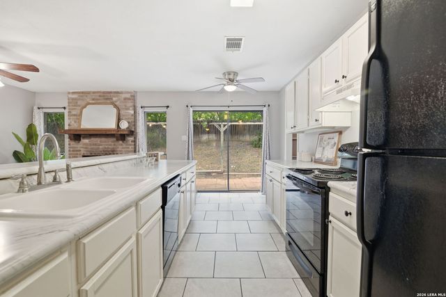 802 Thrasher, San Antonio, TX 78245