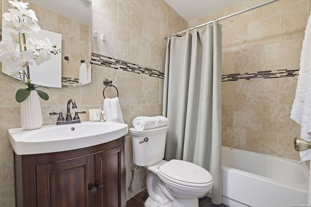 802 Thrasher, San Antonio, TX 78245