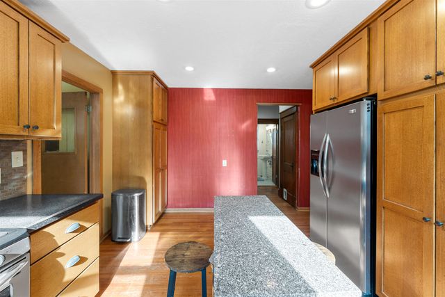 724 Highland Ave., Salina, KS 67401