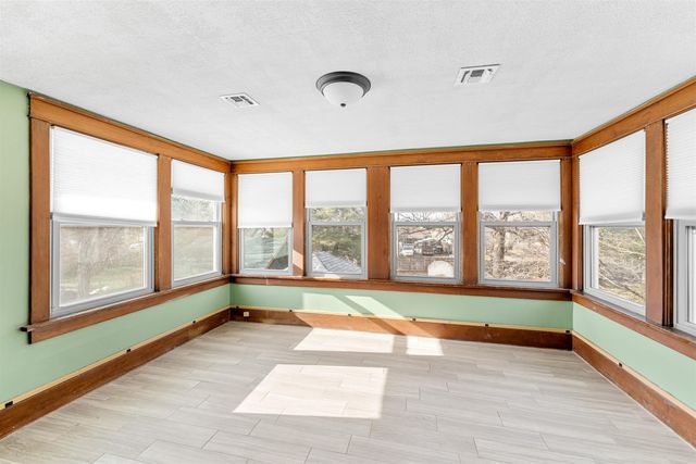 724 Highland Ave., Salina, KS 67401