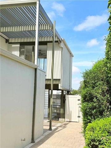 4124 Del Mar, Long Beach, CA 90807