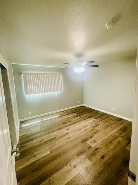 Image 3 of property listing at 1223 N Sylmar, Fresno, CA 93727