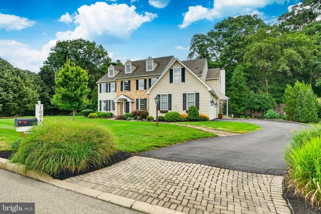 1003 HIDDEN HOLLOW LN, West Chester, PA 19380