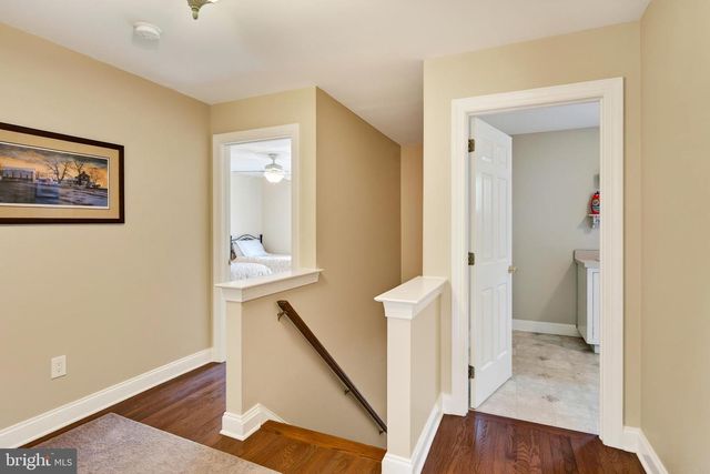 1003 HIDDEN HOLLOW LN, West Chester, PA 19380