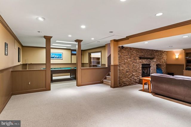 1003 HIDDEN HOLLOW LN, West Chester, PA 19380