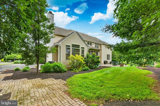 1003 HIDDEN HOLLOW LN, West Chester, PA 19380