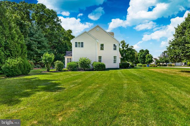 1003 HIDDEN HOLLOW LN, West Chester, PA 19380