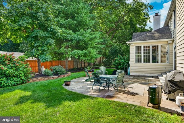 1003 HIDDEN HOLLOW LN, West Chester, PA 19380