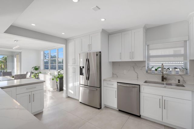 10180 W Bay Harbor Drive 2c, Bay Harbor Islands, FL 33154