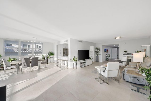 10180 W Bay Harbor Drive 2c, Bay Harbor Islands, FL 33154