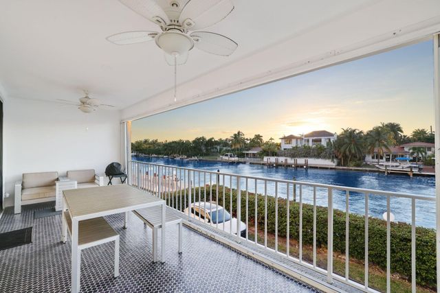 10180 W Bay Harbor Drive 2c, Bay Harbor Islands, FL 33154