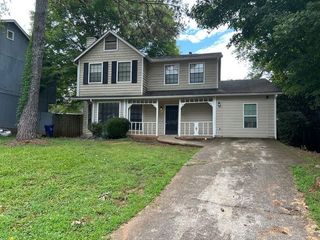 939 Lake Drive Court, Stone Mountain, GA 30088