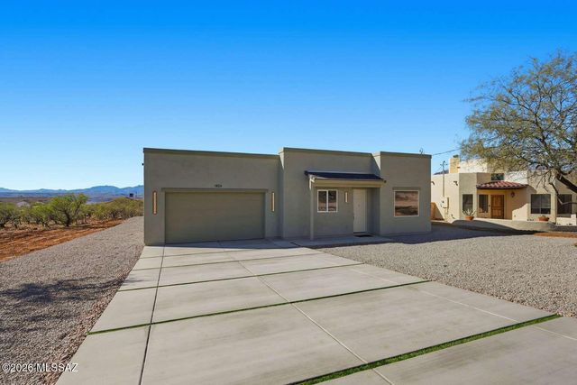 1804 Japon Court, Rio Rico, AZ 85648