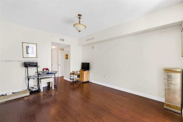 1755 E Hallandale Beach Blvd 1604E, Hallandale Beach, FL 33009