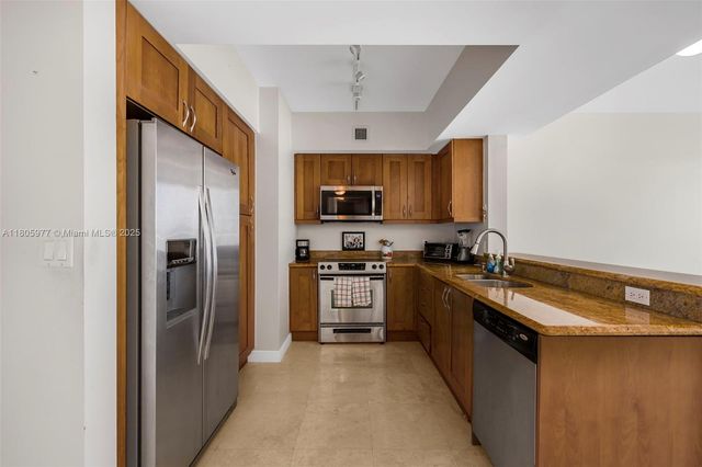 1755 E Hallandale Beach Blvd 1604E, Hallandale Beach, FL 33009