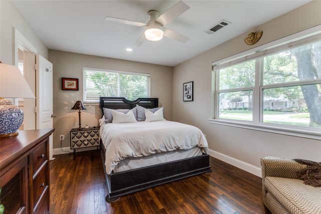 10535 Wyatt Street, Dallas, TX 75218