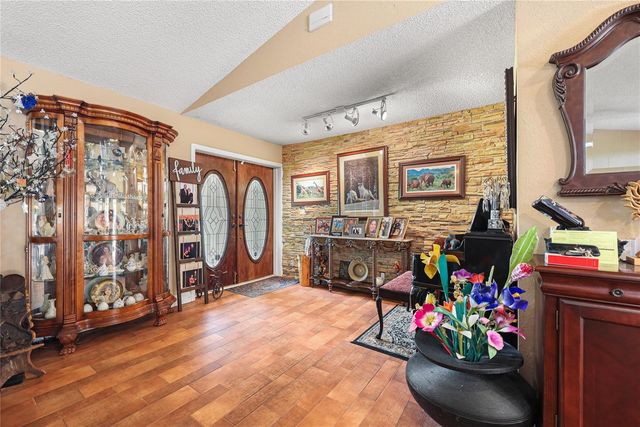 9700 NW 28th Street, Cooper City, FL 33024