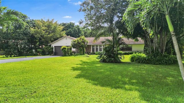 9700 NW 28th Street, Cooper City, FL 33024