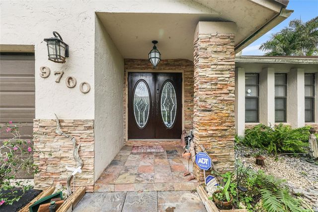 9700 NW 28th Street, Cooper City, FL 33024