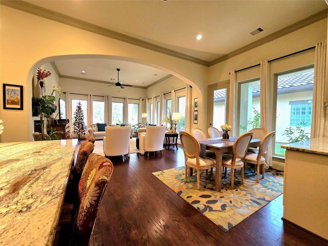 4922 Summer Manor Lane, Sugar Land, TX 77479