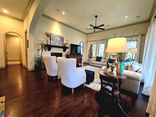 4922 Summer Manor Lane, Sugar Land, TX 77479