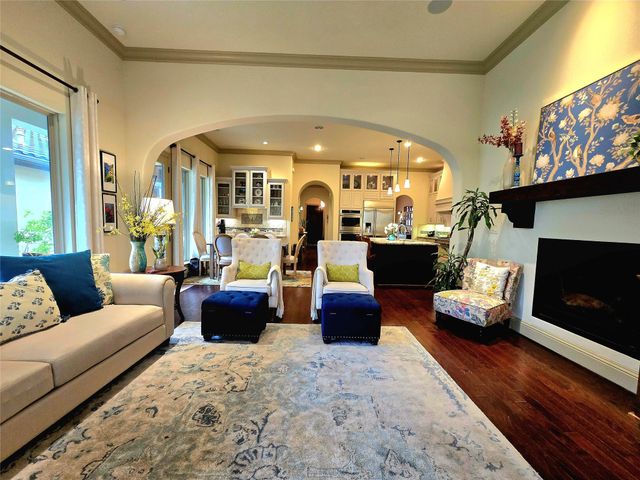 4922 Summer Manor Lane, Sugar Land, TX 77479