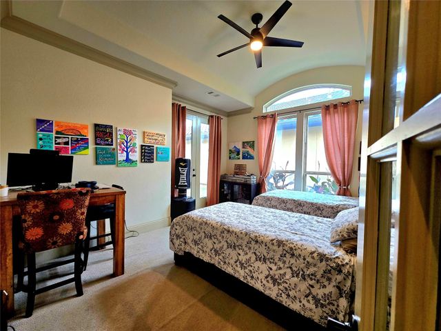 4922 Summer Manor Lane, Sugar Land, TX 77479