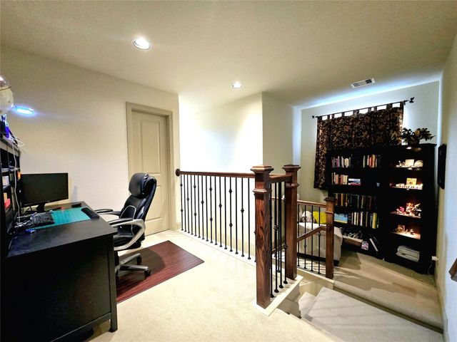 4922 Summer Manor Lane, Sugar Land, TX 77479