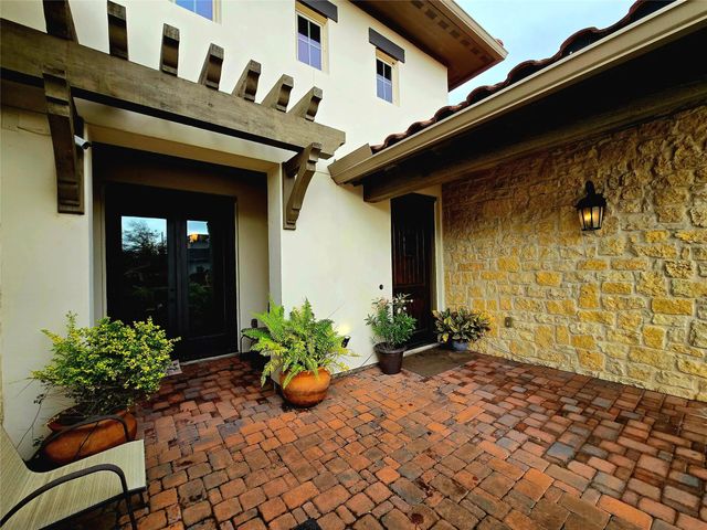 4922 Summer Manor Lane, Sugar Land, TX 77479
