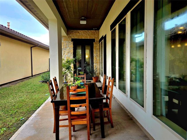 4922 Summer Manor Lane, Sugar Land, TX 77479