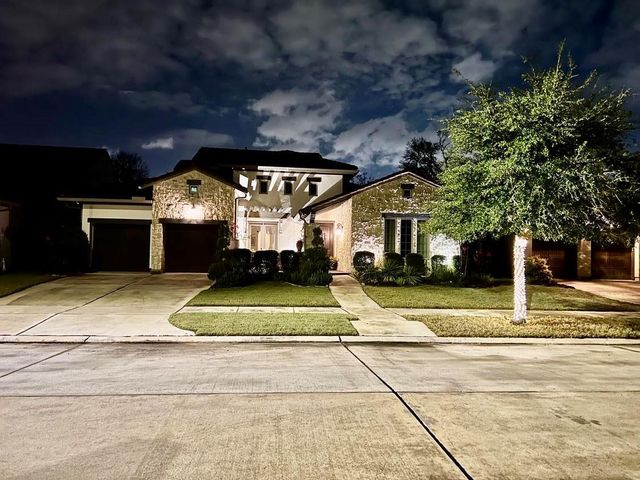 4922 Summer Manor Lane, Sugar Land, TX 77479