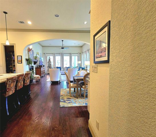 4922 Summer Manor Lane, Sugar Land, TX 77479
