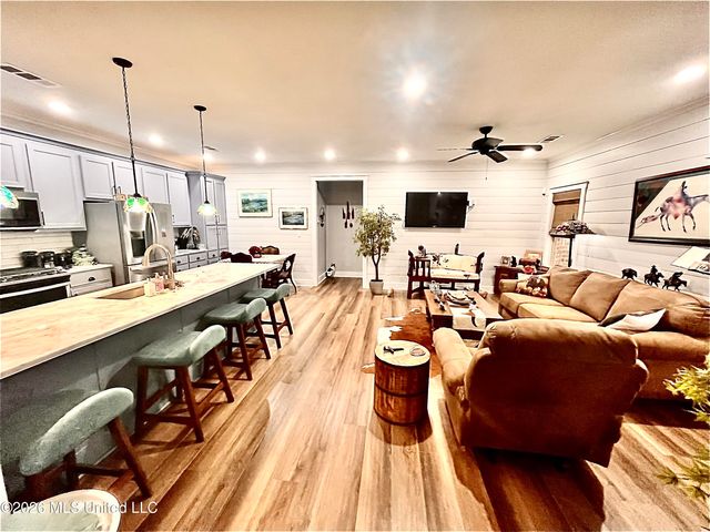 26 Price Lp, Holly Springs, MS 38635