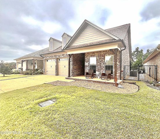 26 Price Lp, Holly Springs, MS 38635