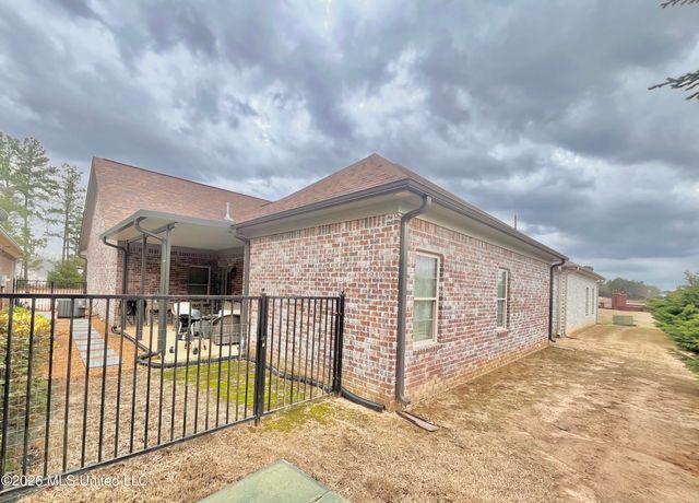 26 Price Lp, Holly Springs, MS 38635