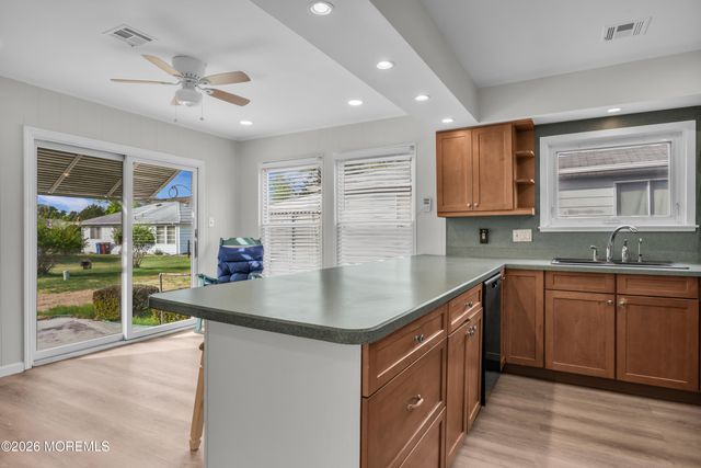 11 San Salvador Street, Toms River, NJ 08757