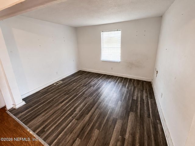 8903 WASHINGTON Avenue, Jacksonville, FL 32208