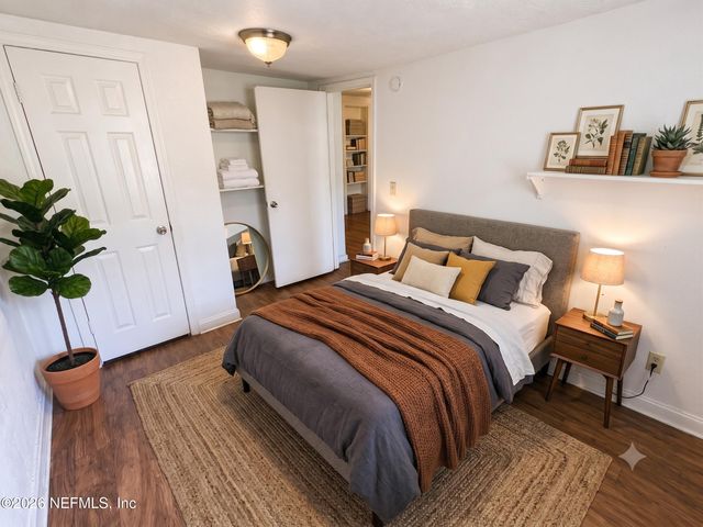 8903 WASHINGTON Avenue, Jacksonville, FL 32208