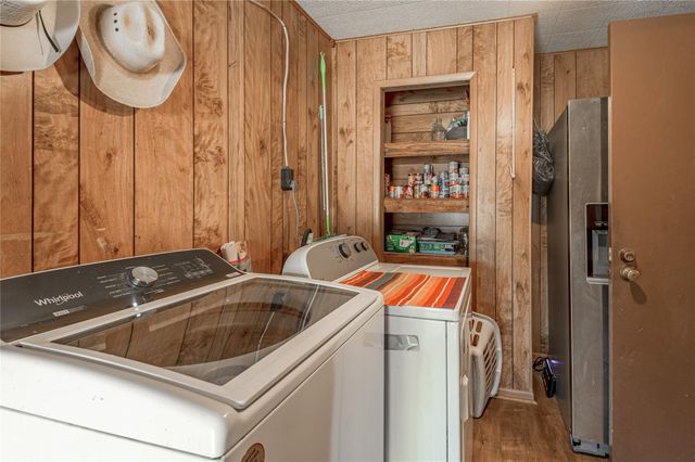 868 Rex Bailey Road, Groveton, TX 75845