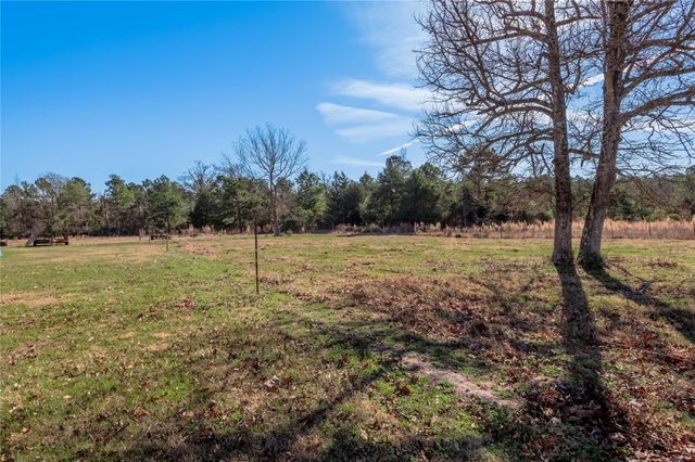 868 Rex Bailey Road, Groveton, TX 75845